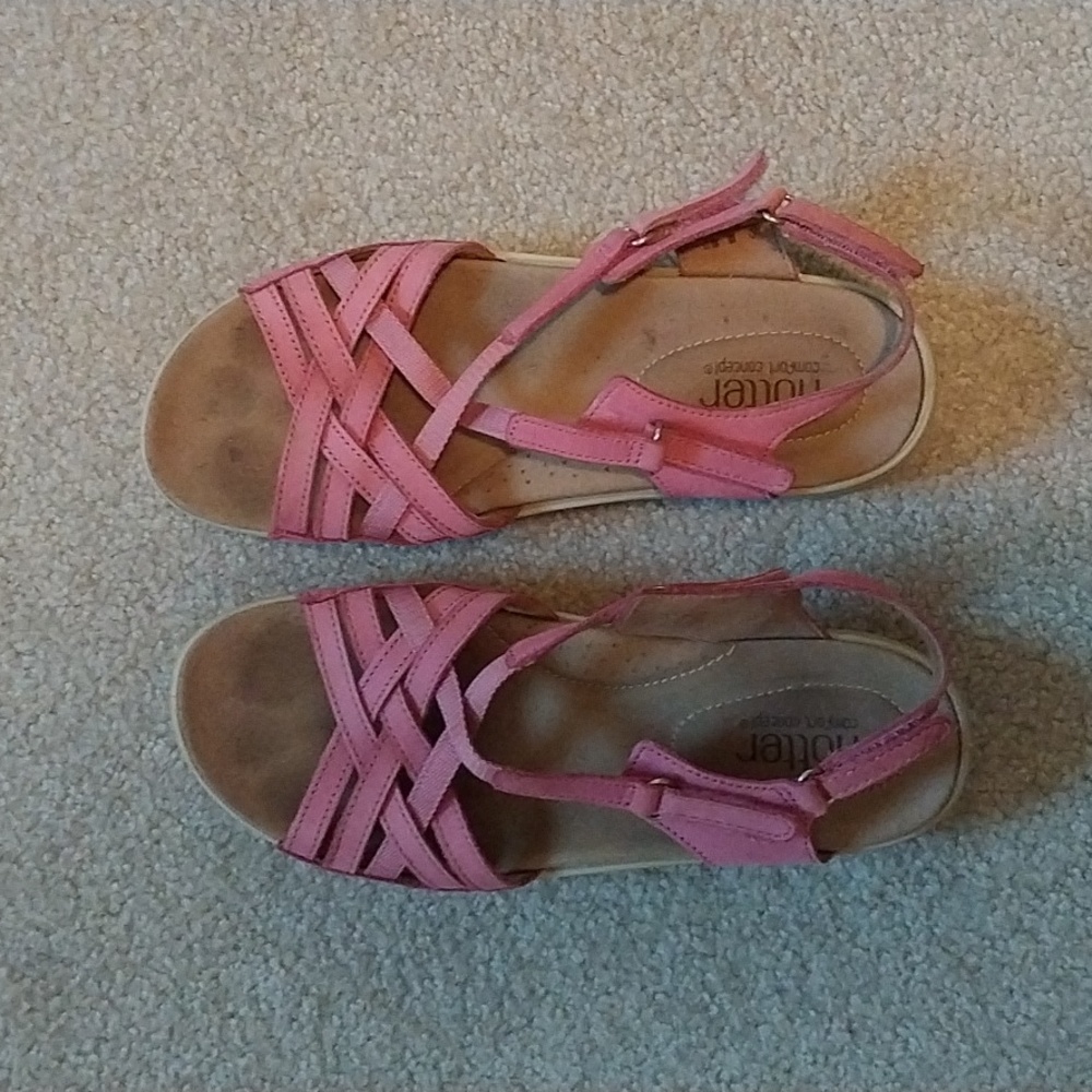 Hotter Comfort Concepts Dusty Rose Color Sandals